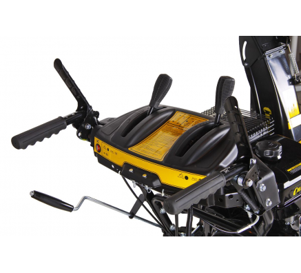 Снегоуборщик Champion ST1376E